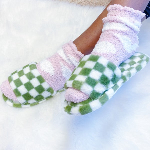 Luxe Lounge Checker Cozy Slippers - Spicie's Boutique