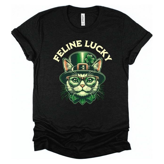 Feline Lucky Graphic Crew Neck Tee - Spicie's Boutique