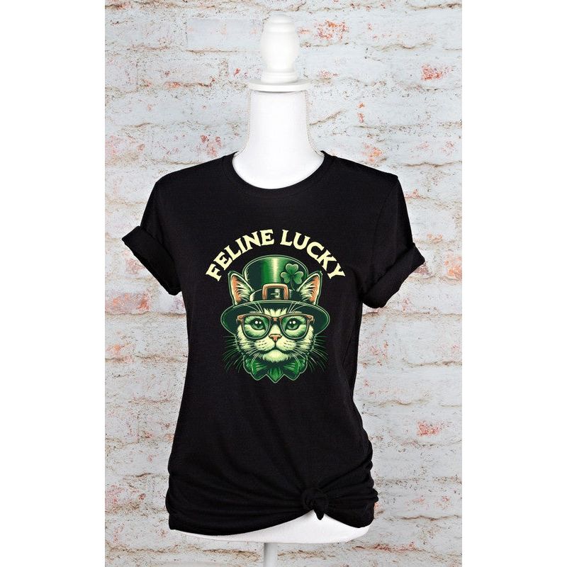 Feline Lucky Graphic Crew Neck Tee - Spicie's Boutique