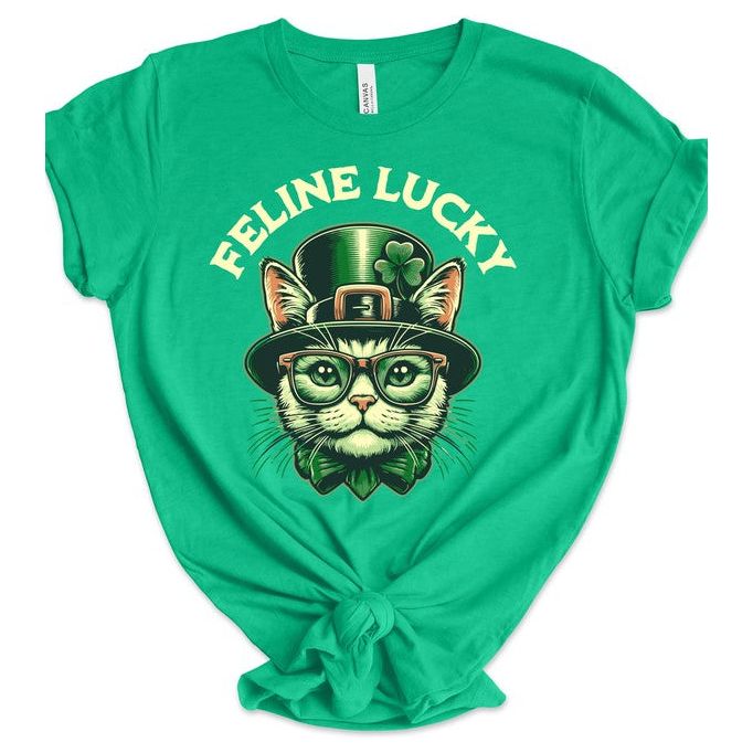 Feline Lucky Graphic Crew Neck Tee - Spicie's Boutique