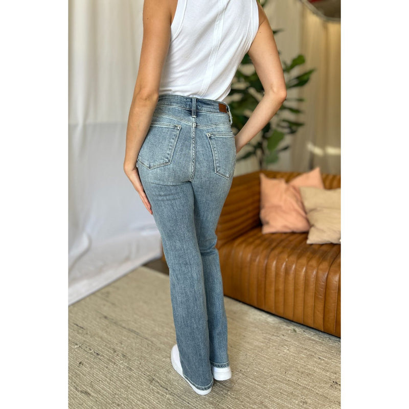 Judy Blue Medium Rise Bootcut Jeans