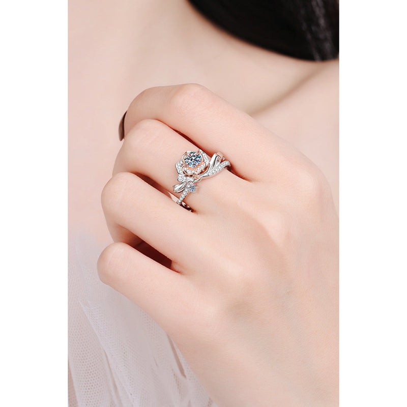 925 Sterling Silver Rose-Shaped Moissanite Ring