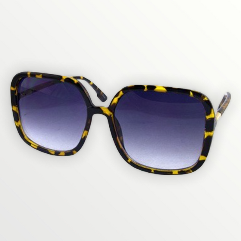 Fully rimmed Fashion Sunglasses - Spicie's Boutique